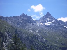 unumstößlich Unumstößlich wie die Berge in Savoyen